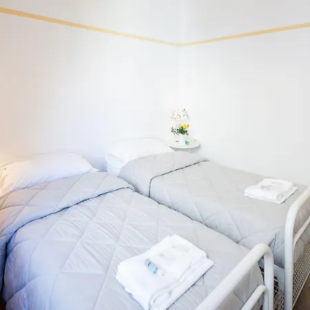 Duomo بيت شباب *