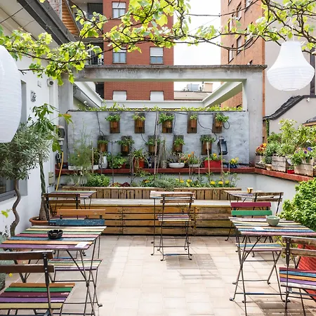 Duomo بيت شباب